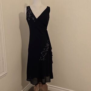 Alex Evenings Women's Alex Black VNeckEmbroidered Dress Y2K vintage 90’s